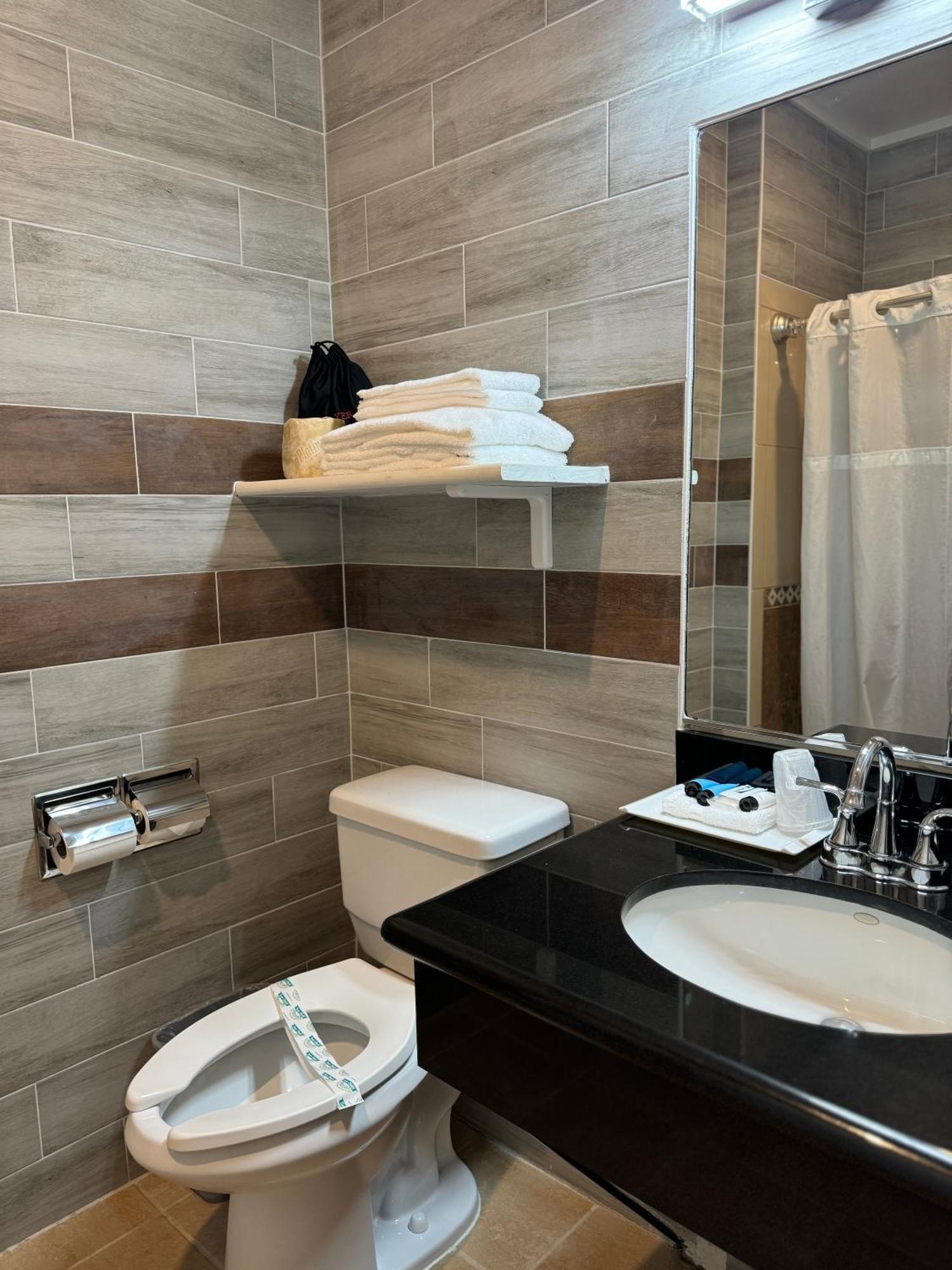 Garden Suite Hotel&Resort Los Angeles Buitenkant foto